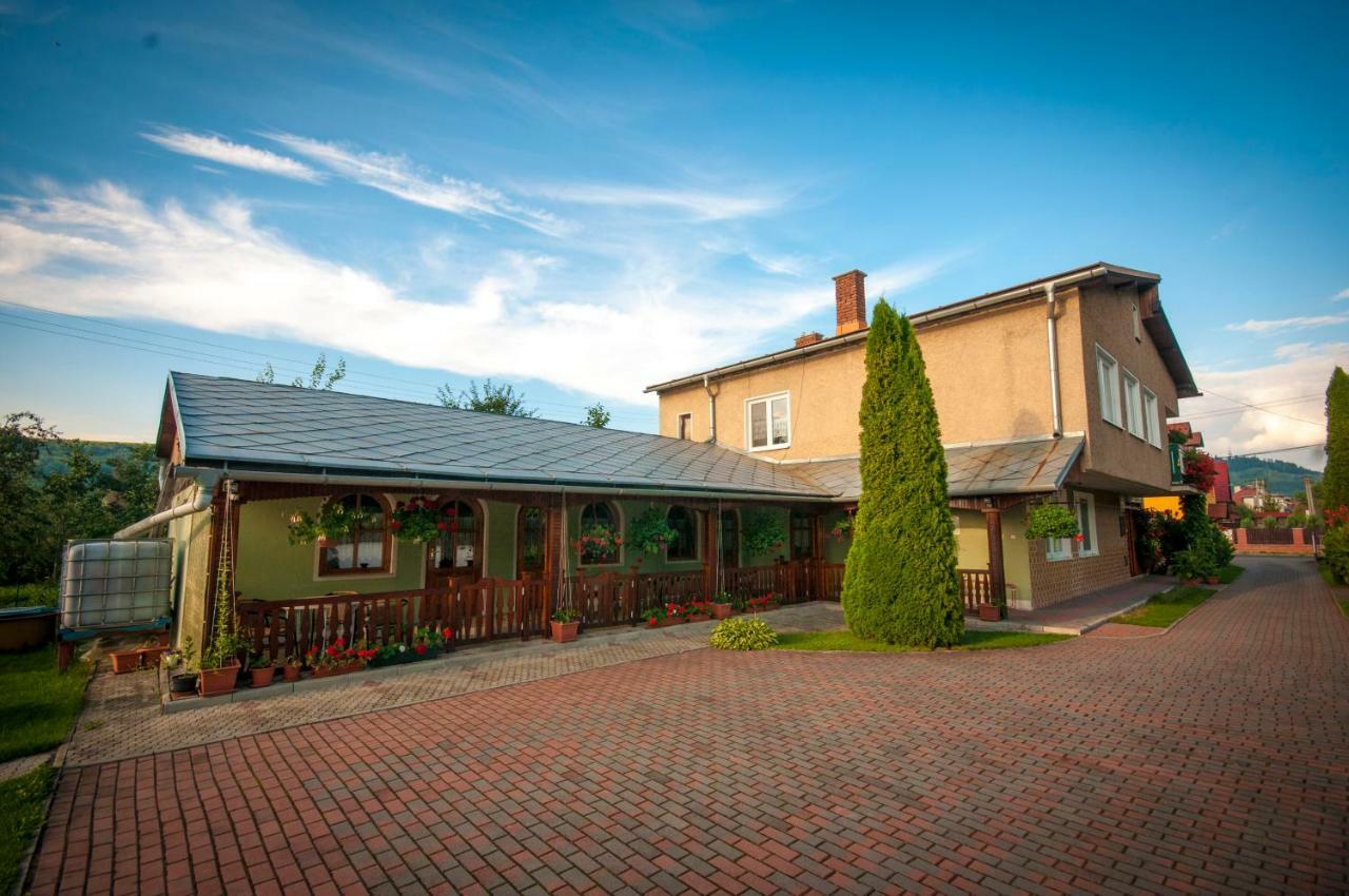 Apartman Pri Zamocku Бешеньова Екстер'єр фото