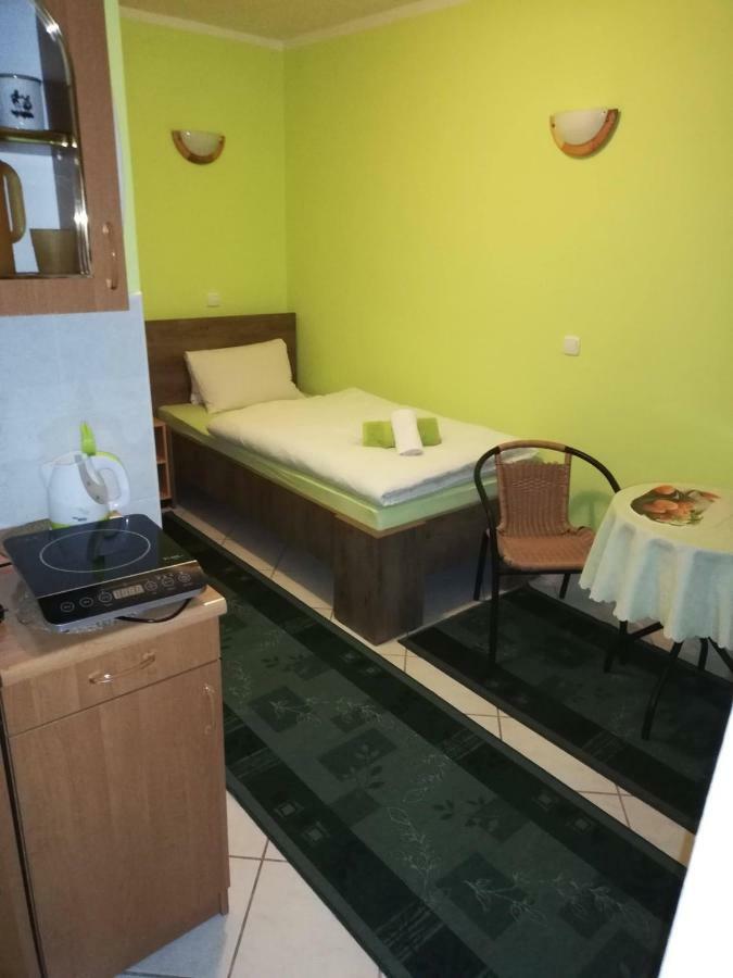 Apartman Pri Zamocku Бешеньова Екстер'єр фото